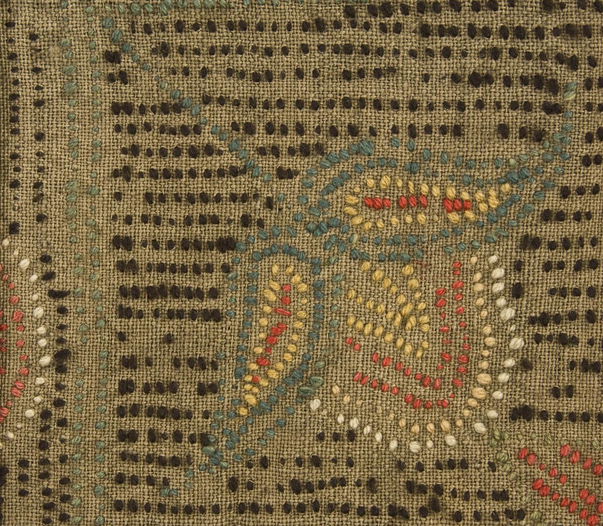 1969.0556 Bedcover, Bed rug (detail 2)