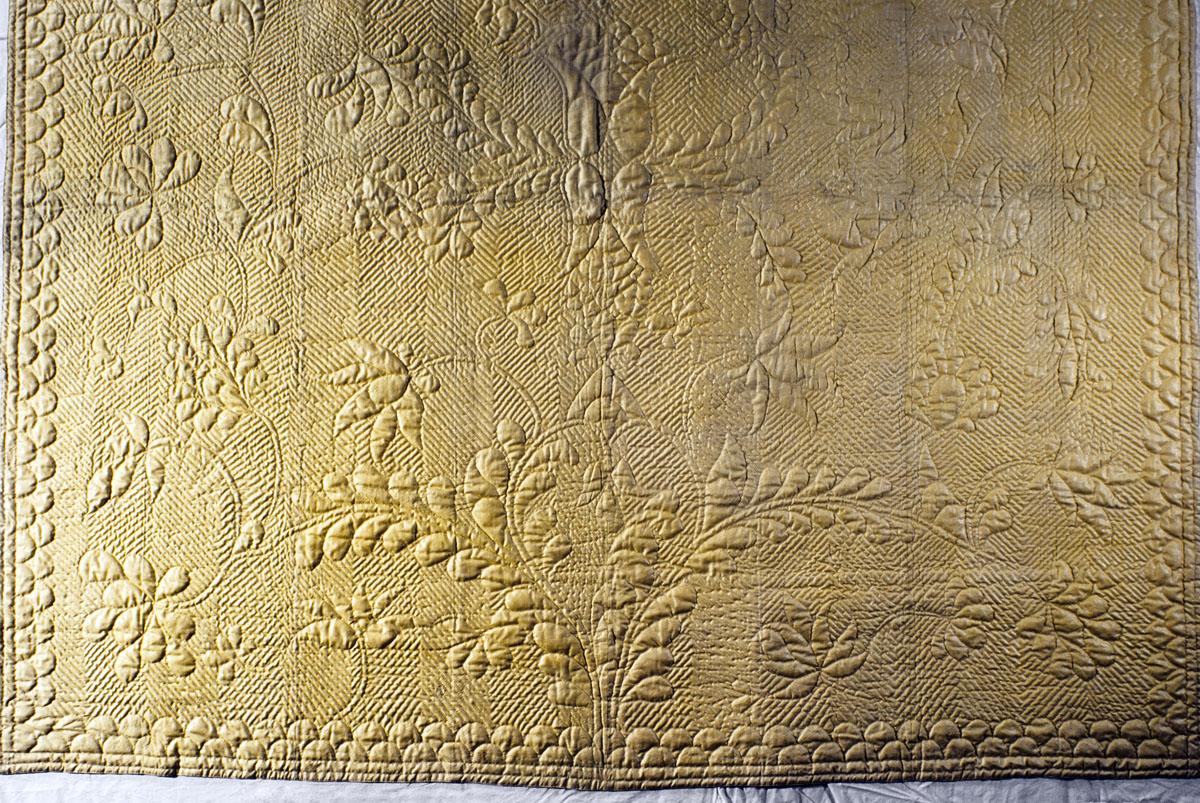 1969.0560 Quilt, detail 2