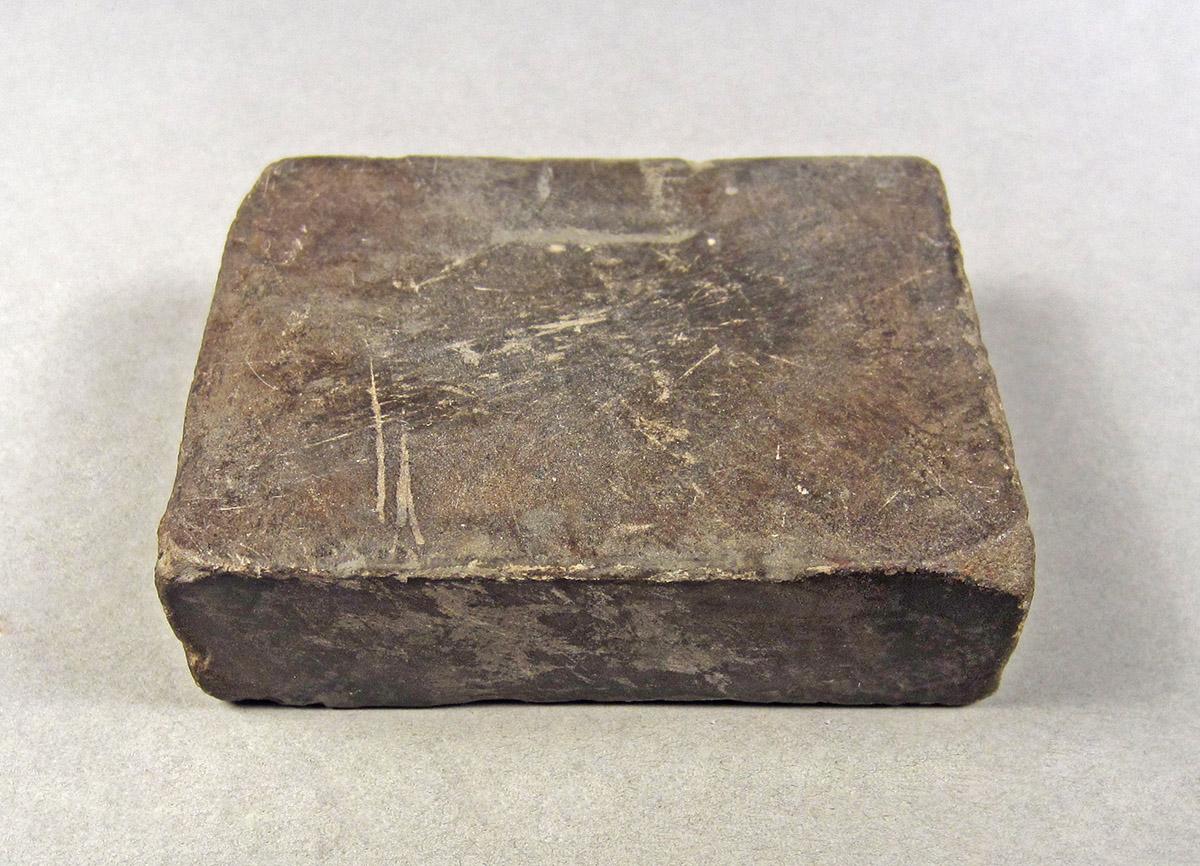 1957.0026.619, Whetstone, angle