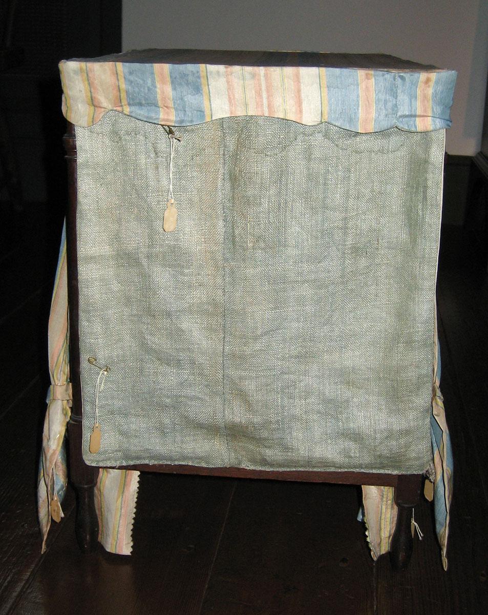 1969.0619 Miniature bedcover and bed hangings view 4