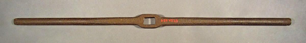 1957.0026.629, Wrench, side 1