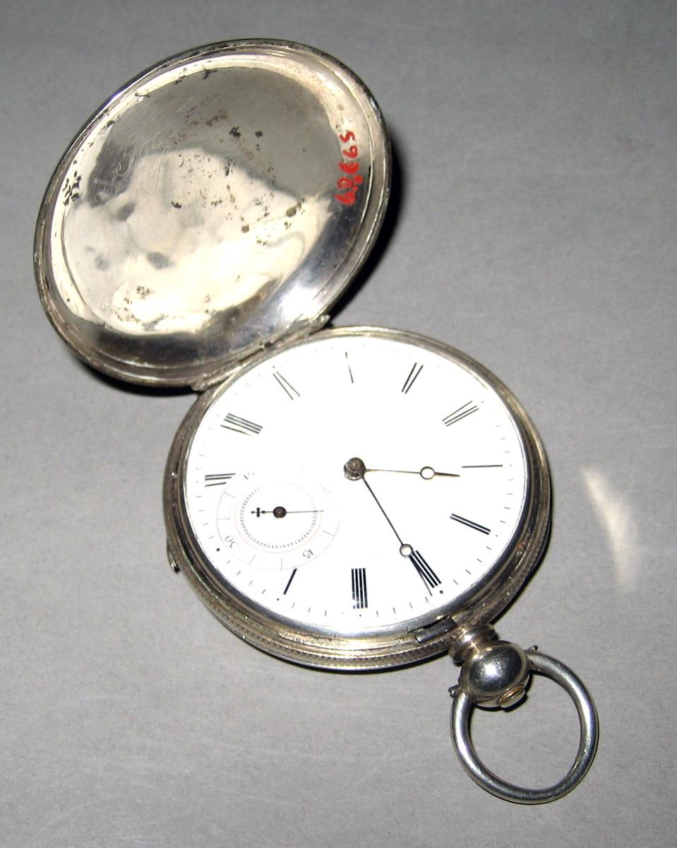 1969.0665 Silver Pocket Watch interior 2