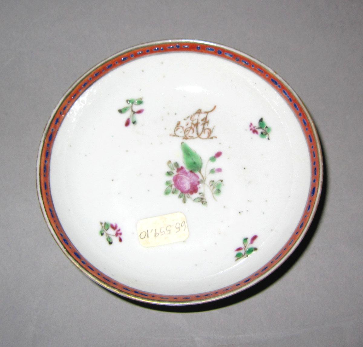 1969.0677.003 Porcelain saucer