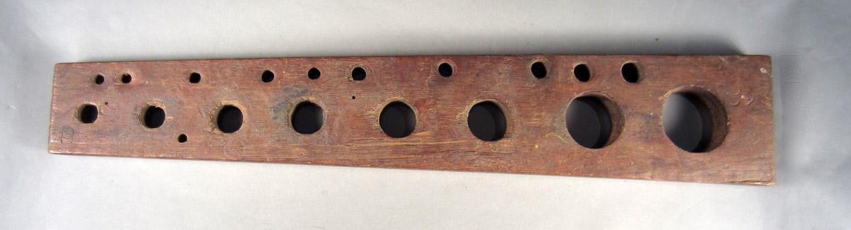 1957.0026.633 Gauge, View 1