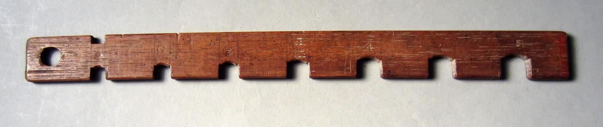 1957.0026.638 Gauge, View 2