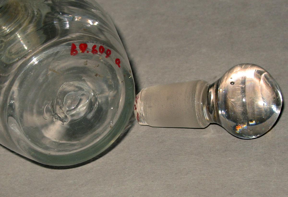 1969.0699 A, B Glass bottle (detail)