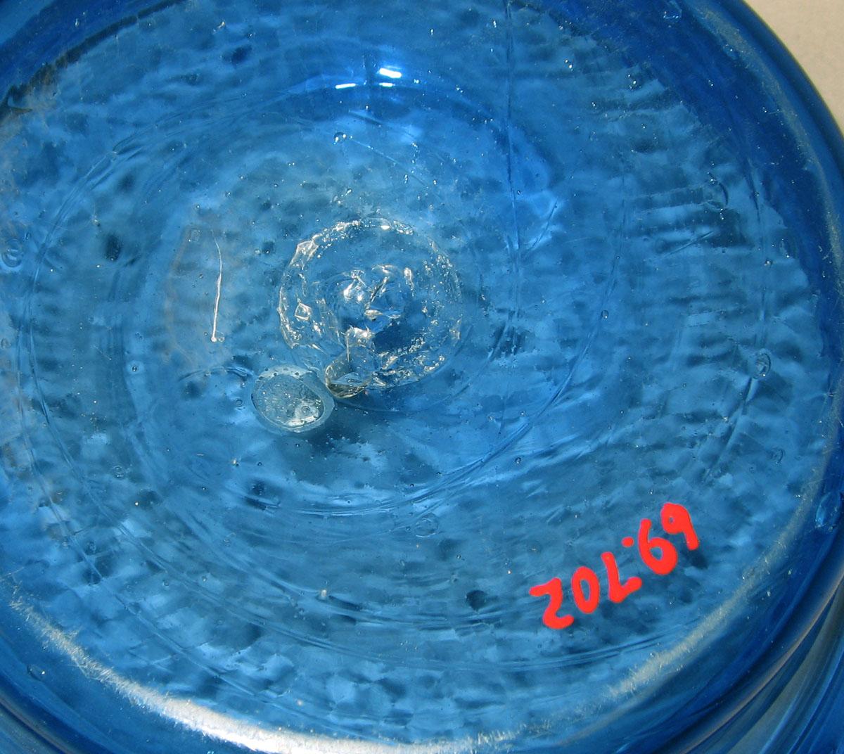 1969.0702 Blown glass bowl (underside)