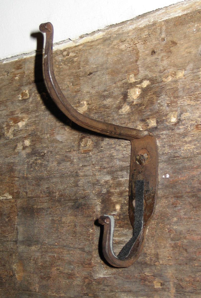 1969.0734.001 Hook