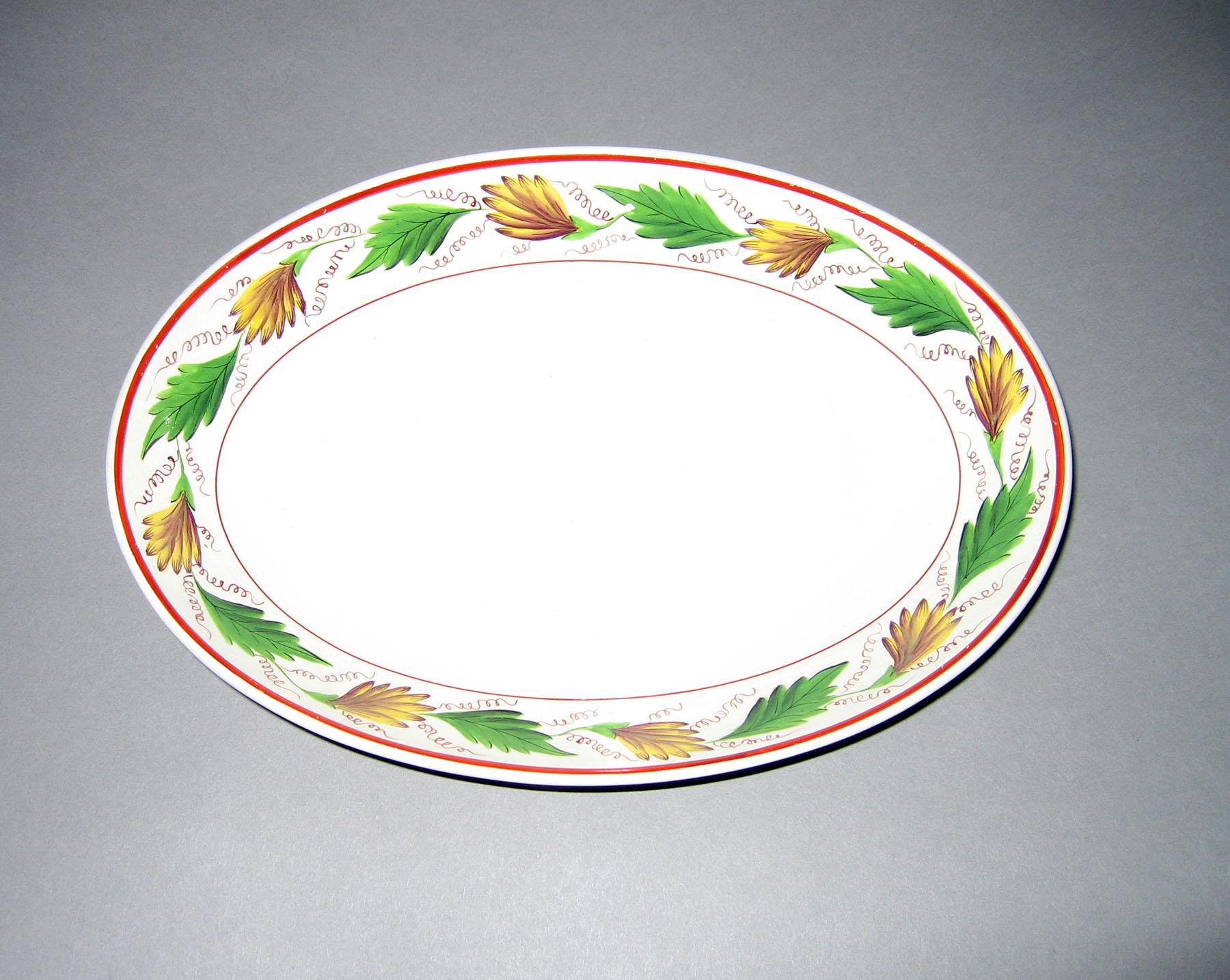 1969.0736.012 Dish
