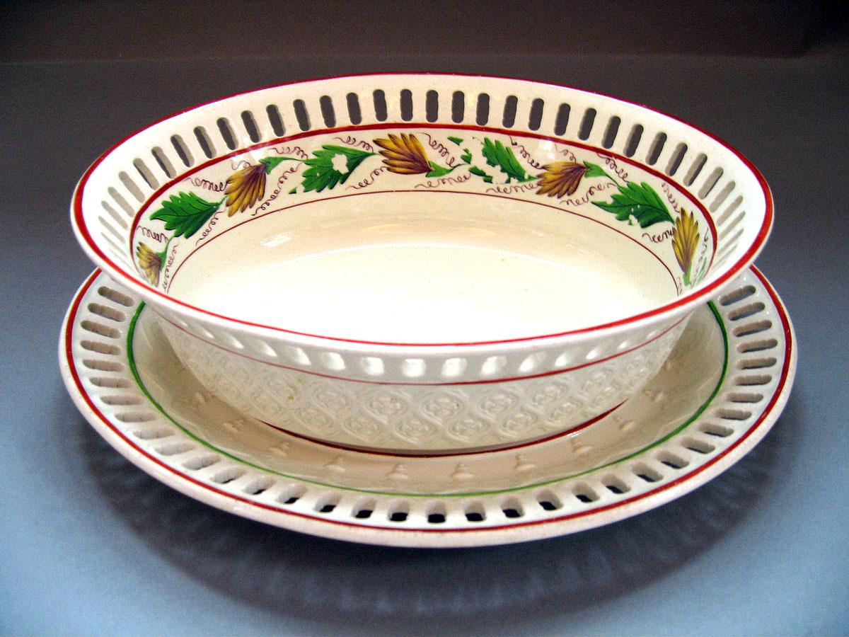 1969.0736.023 A, B Basket and Stand