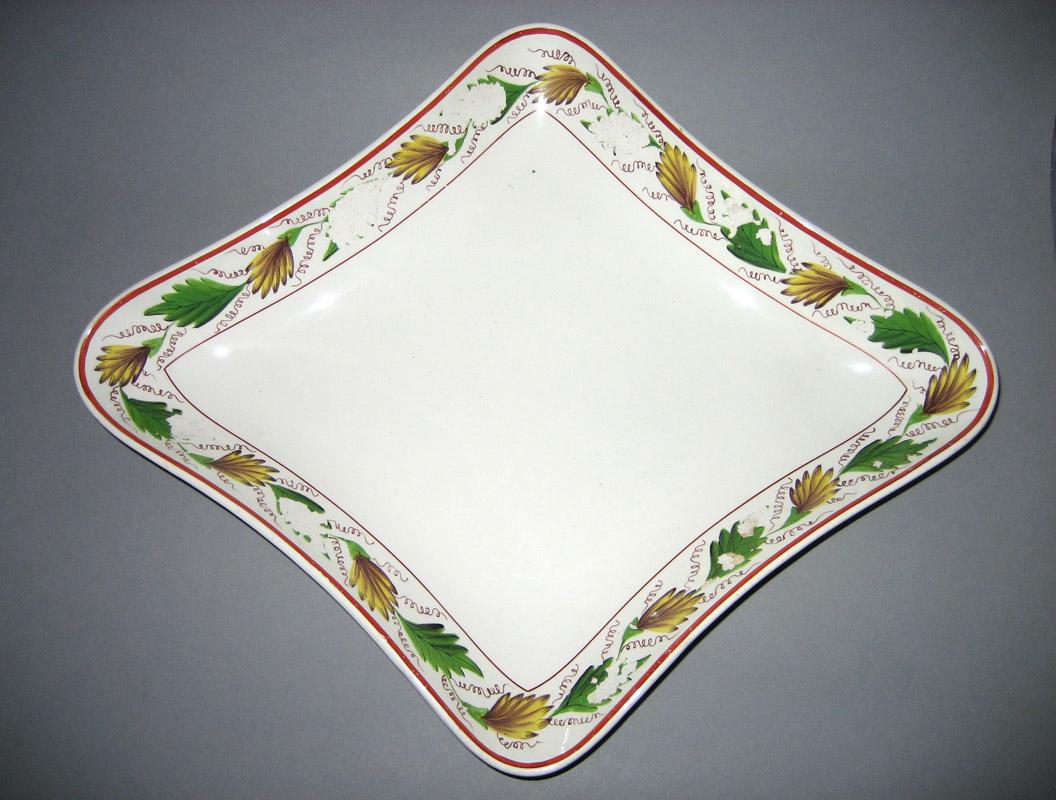 1969.0736.038 Dish