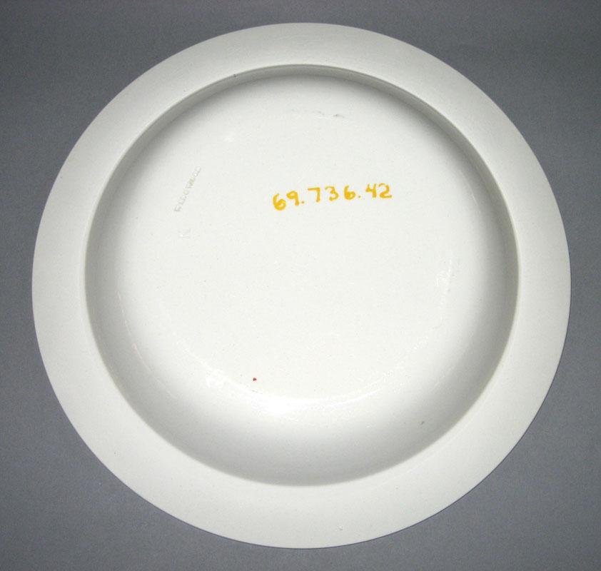 1969.0736.042 Plate underside