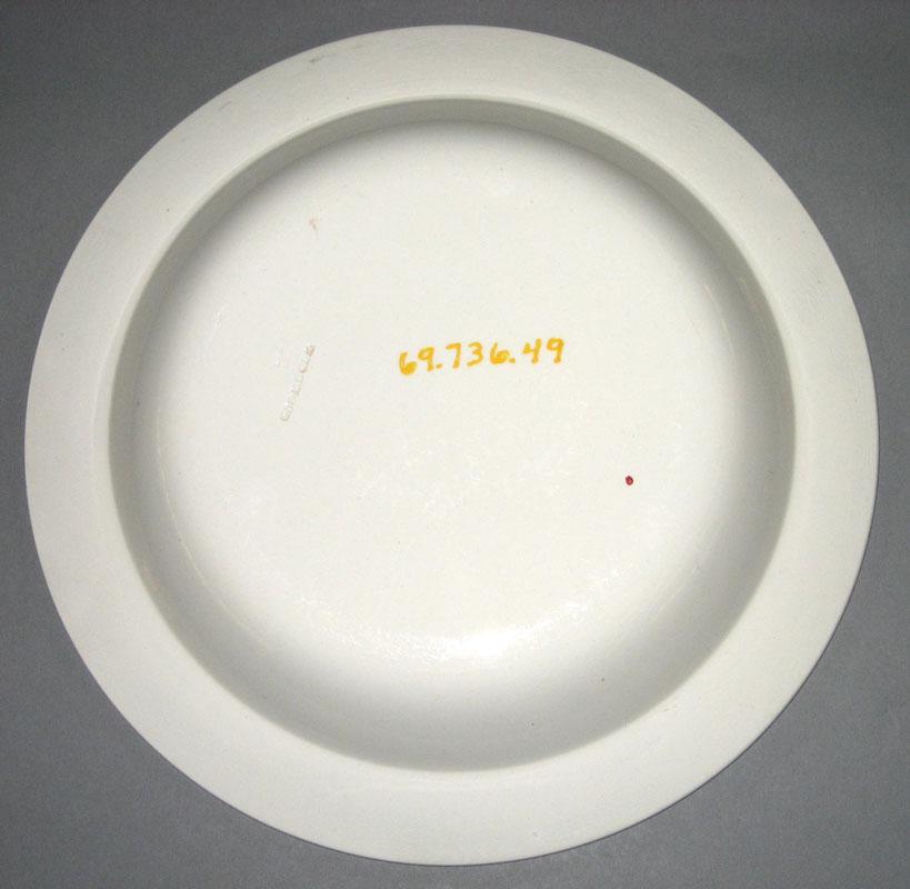 1969.0736.049 Plate underside