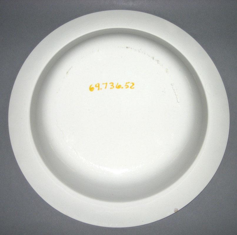 1969.0736.052 Plate underside