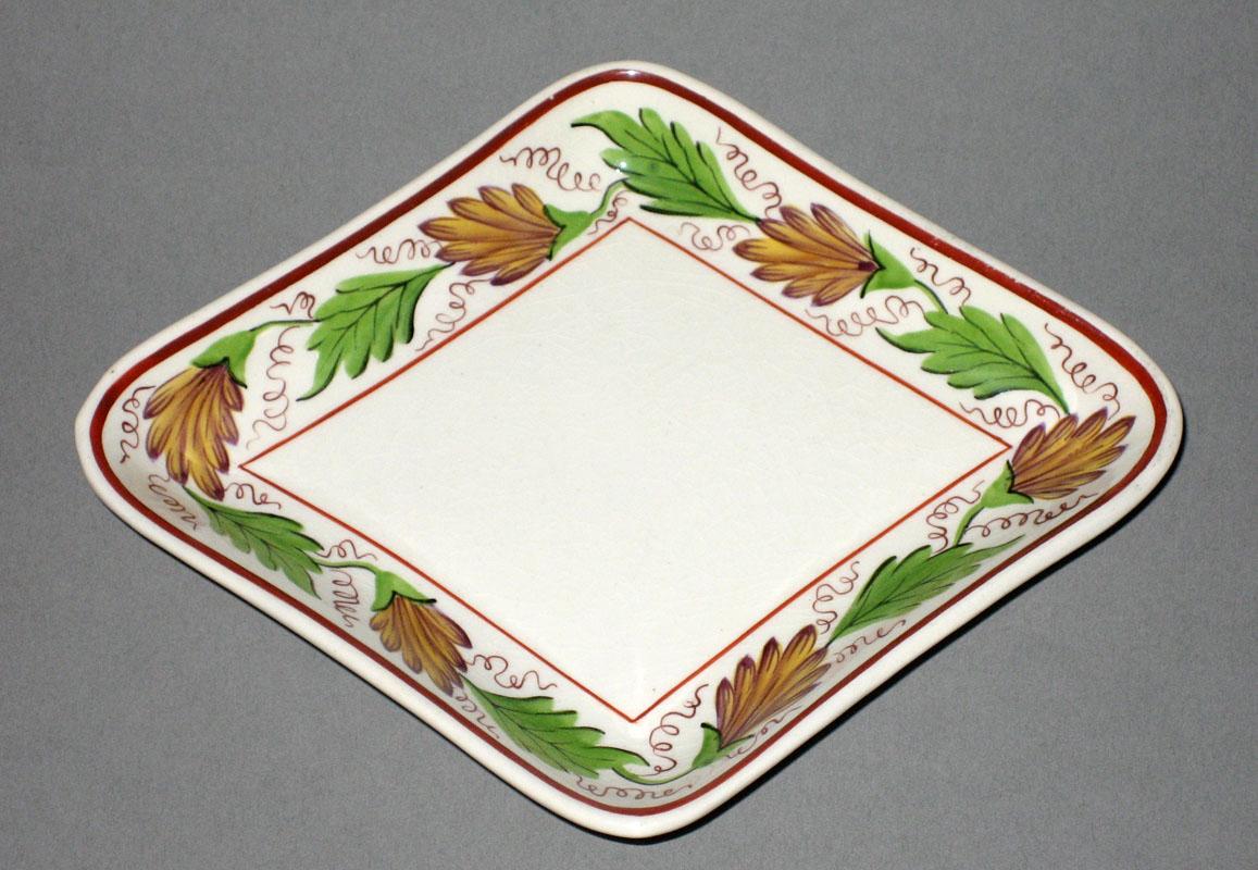 1969.0736.077 Dish