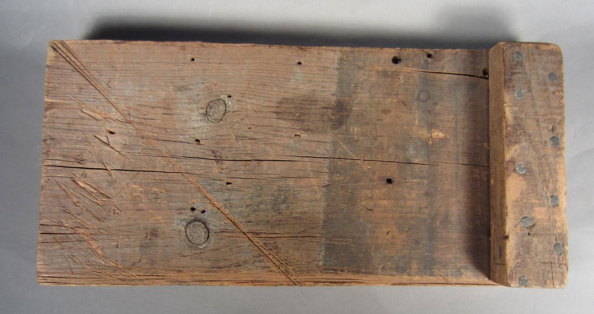 1957.0026.657 Board rest, View 2