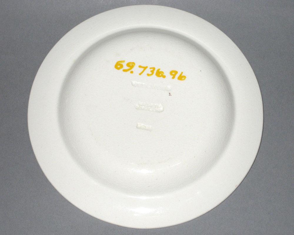 1969.0736.096 Plate underside