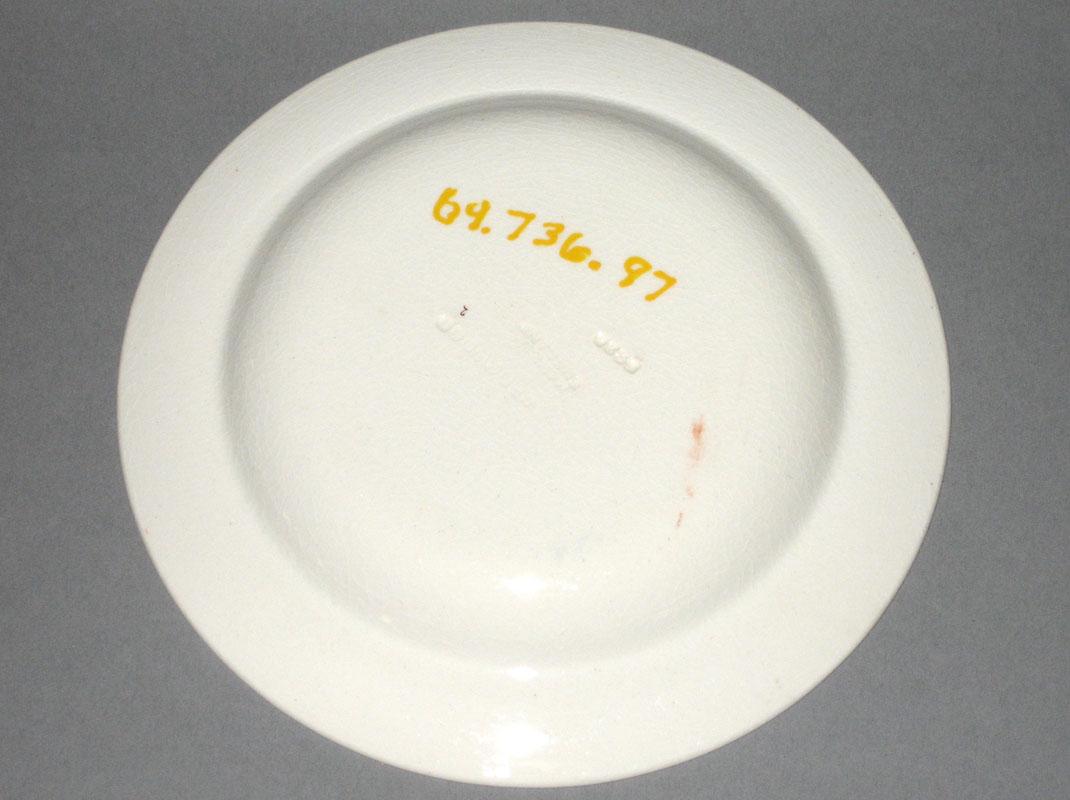 1969.0736.097 Plate underside