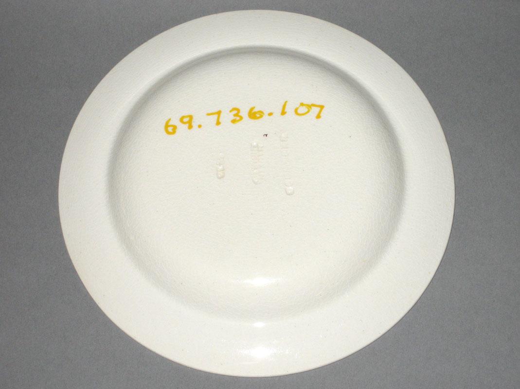1969.0736.107 Plate underside