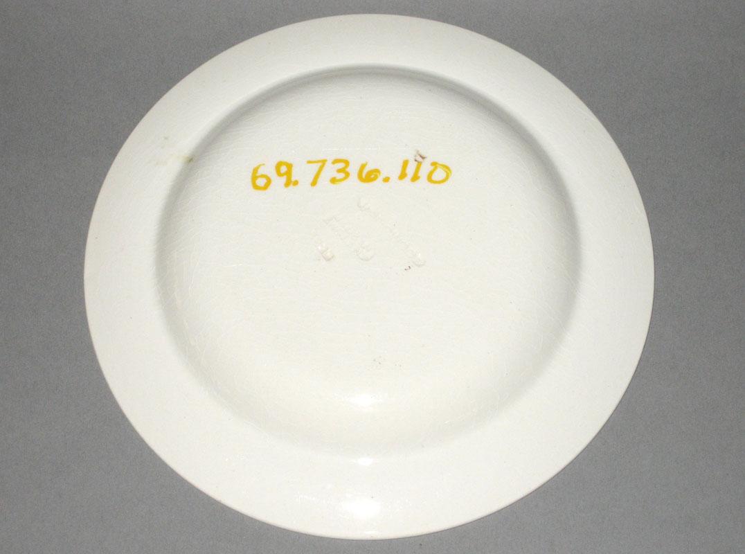 1969.0736.110 Plate underside