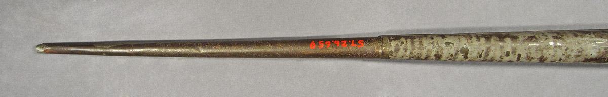 1957.0026.659, Horn, end 2