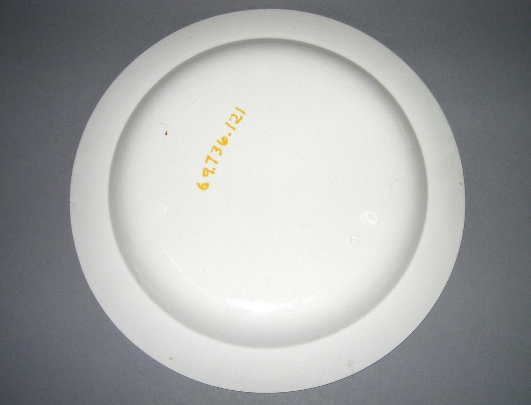 1969.0736.121 Plate underside