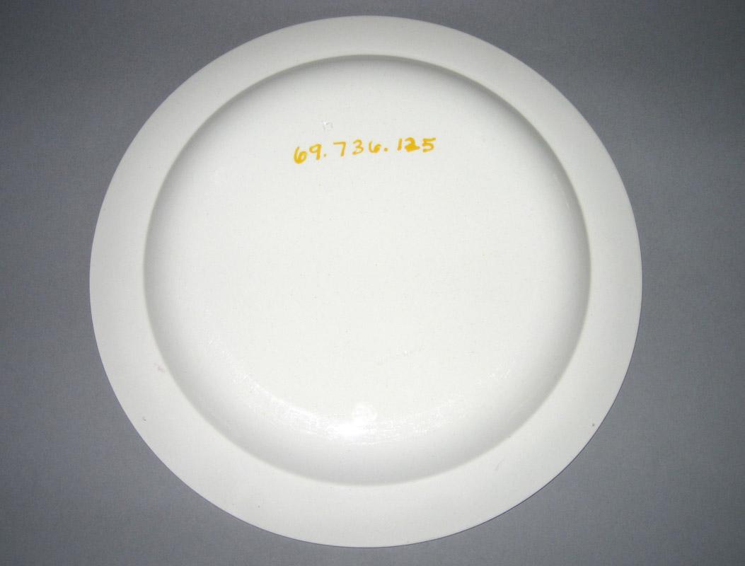 1969.0736.125 Plate underside