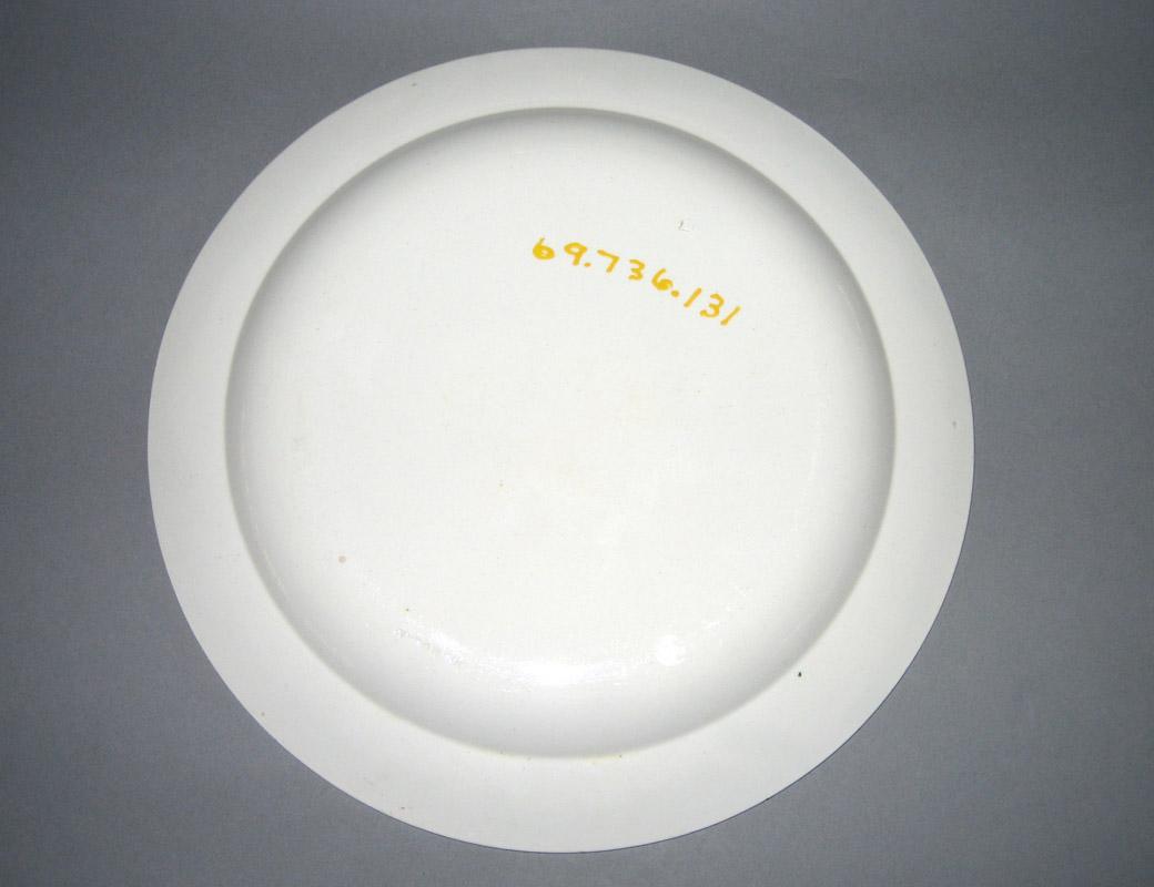 1969.0736.131 Plate underside
