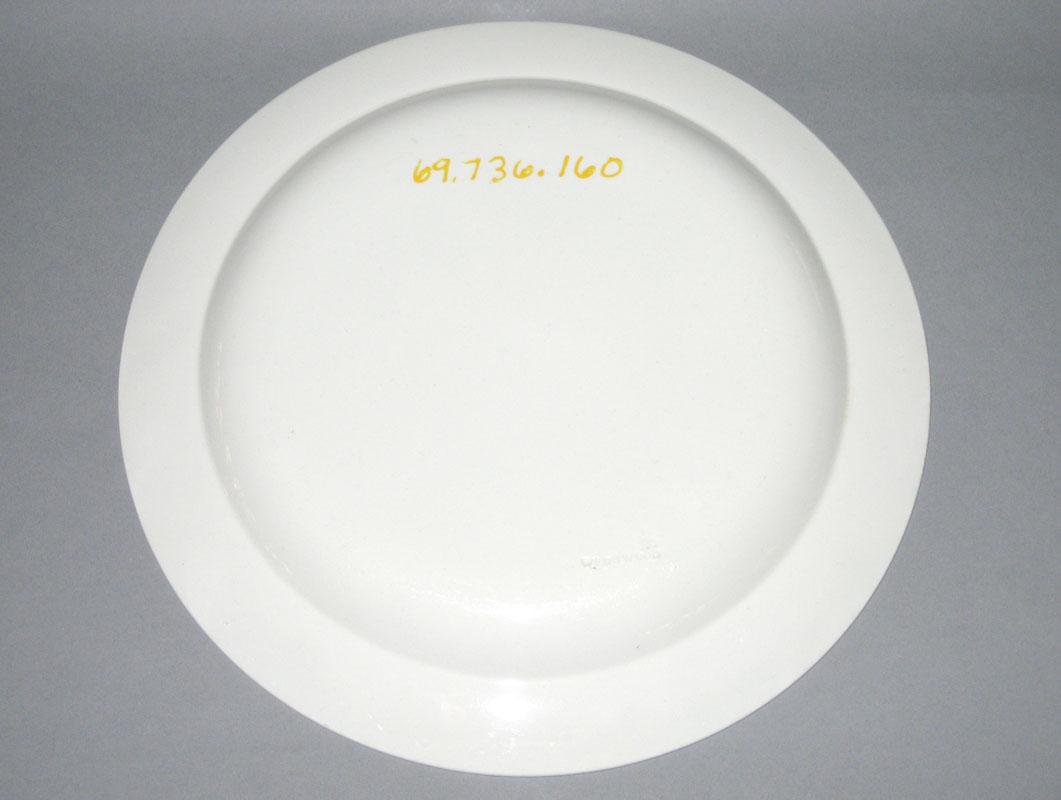 1969.0736.160 Plate underside
