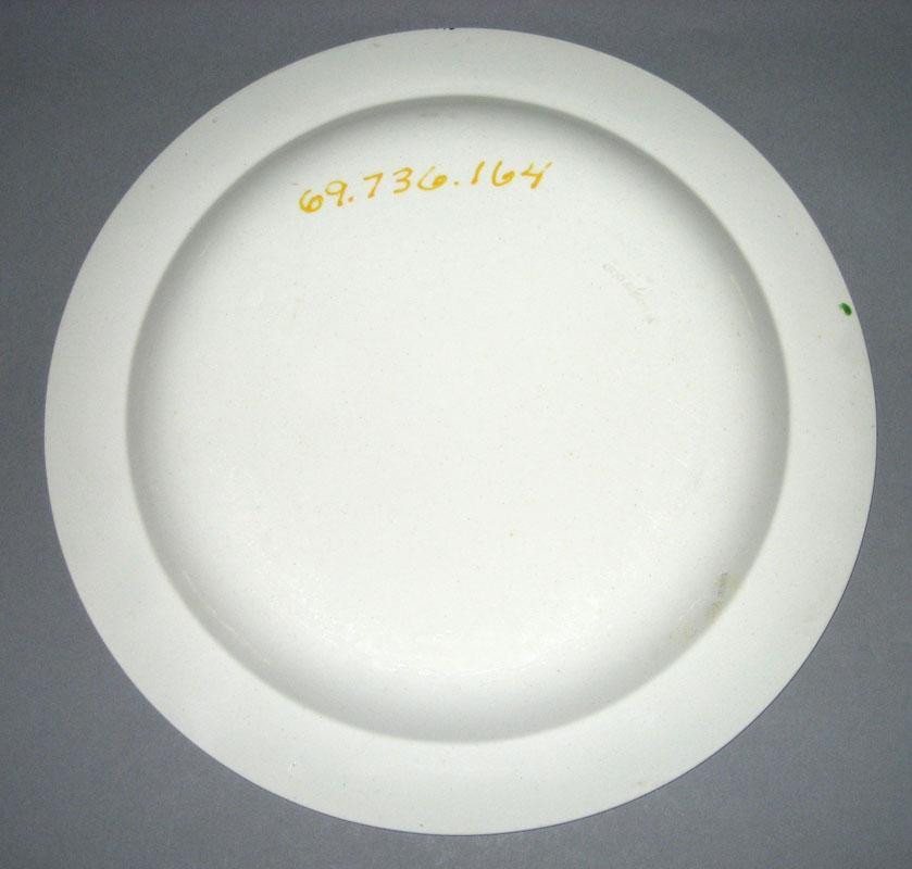 1969.0736.164 Plate underside