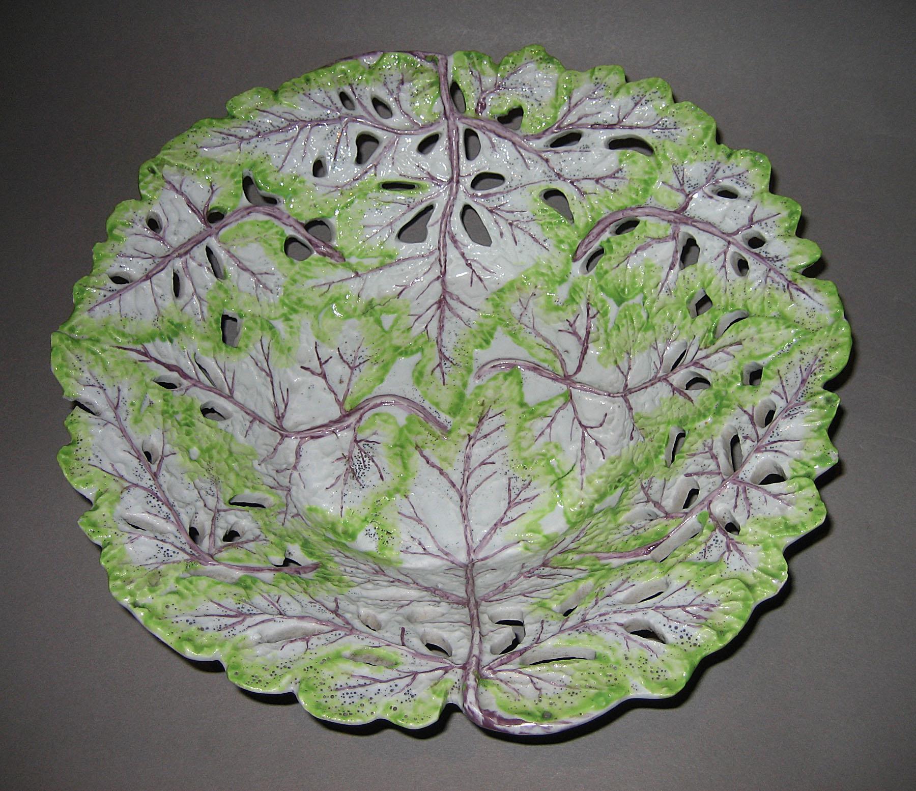 1969.0758.002 Dish