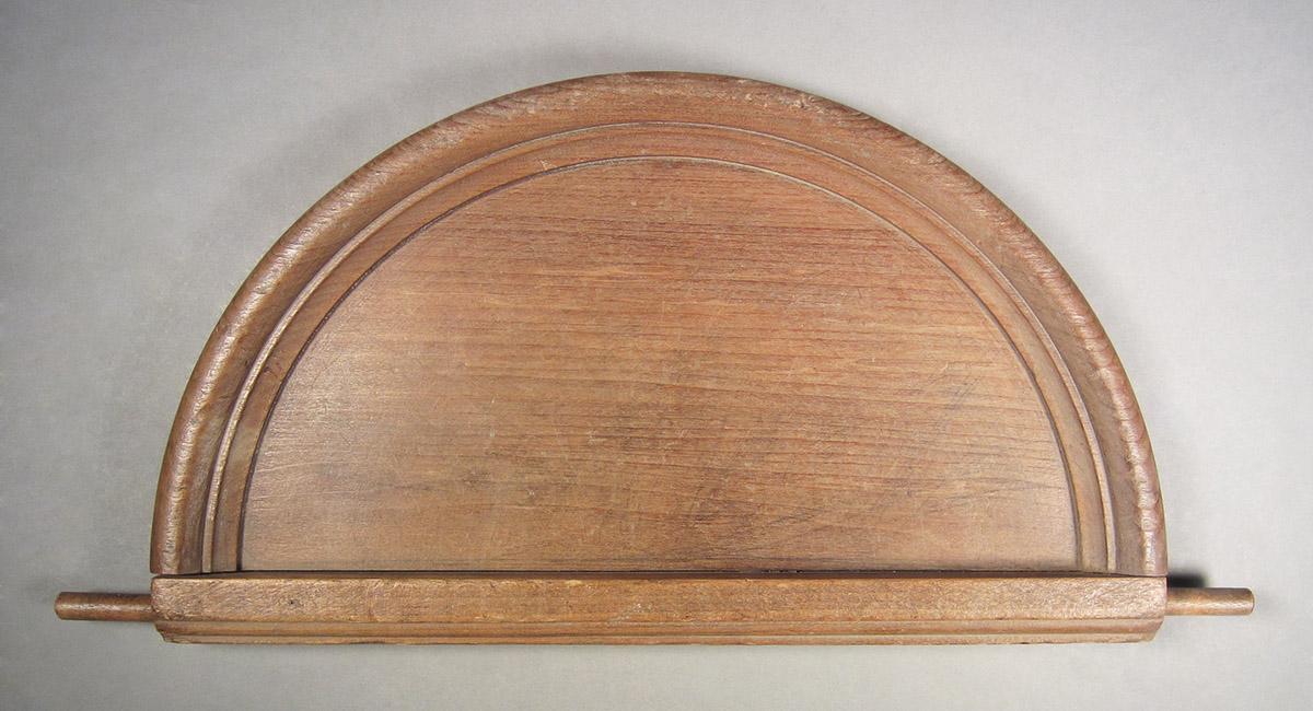 1957.0026.670, Unidentified object, side 1