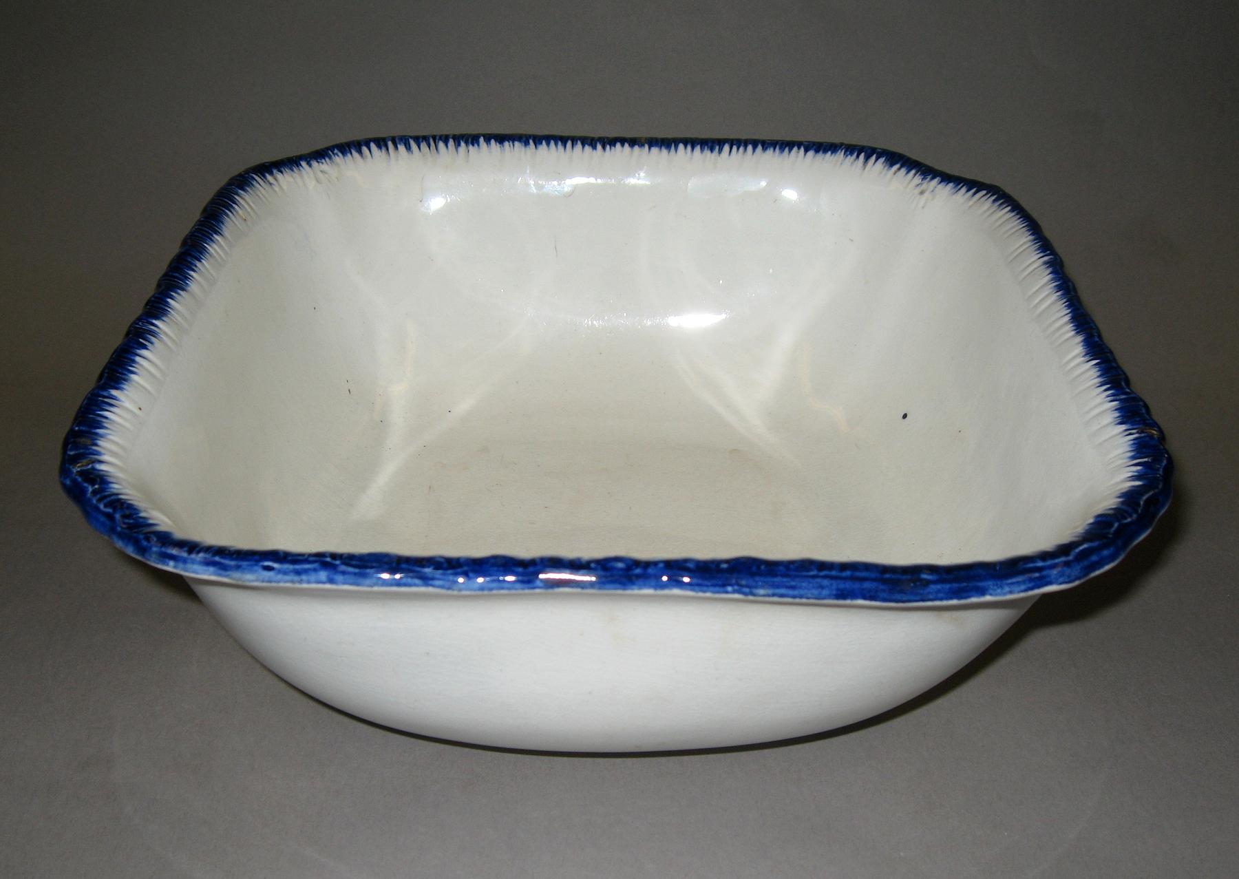 1969.0786.002 Dish