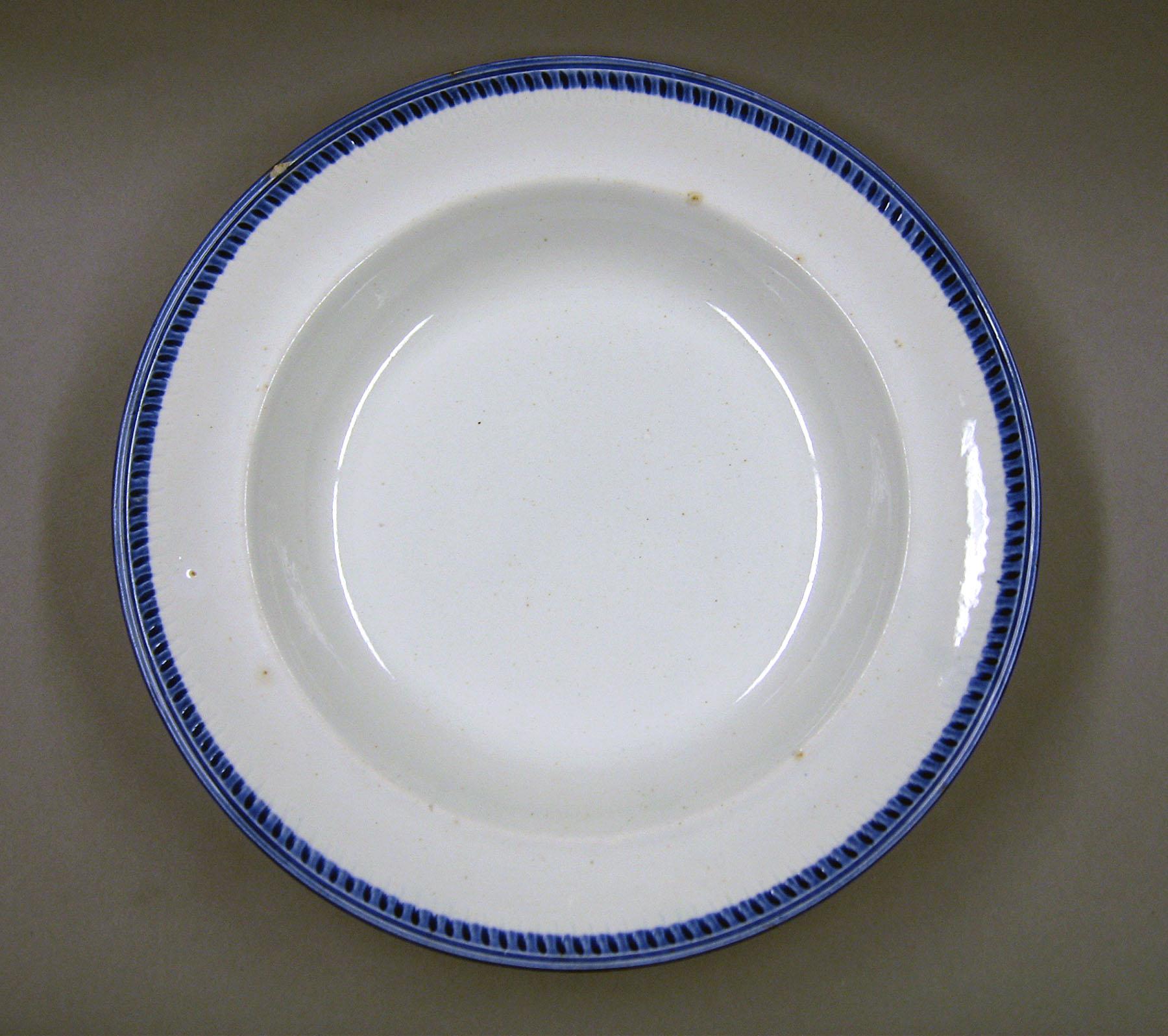 1969.0810 Pearlware soup plate