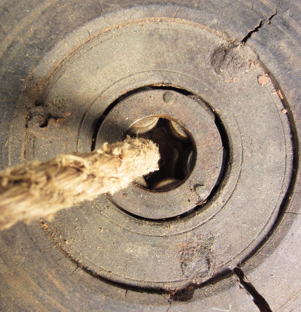 1957.0026.672.006, Wheel, bottom detail