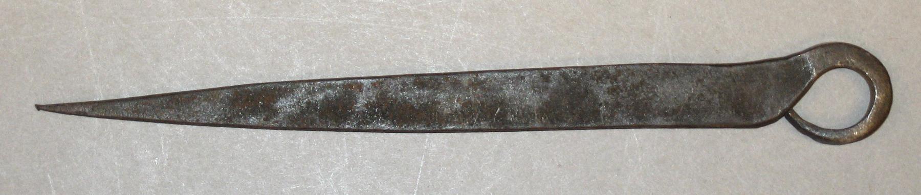 1969.0836 F Skewer
