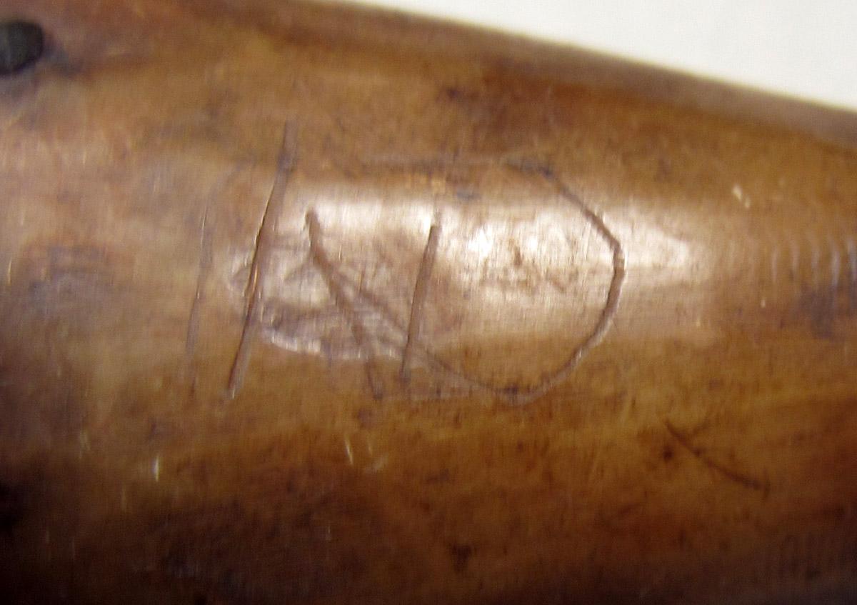 1957.0026.677 Miniature powder horn, Mark