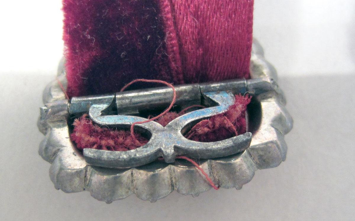 1969.0849.002 Buckle underside