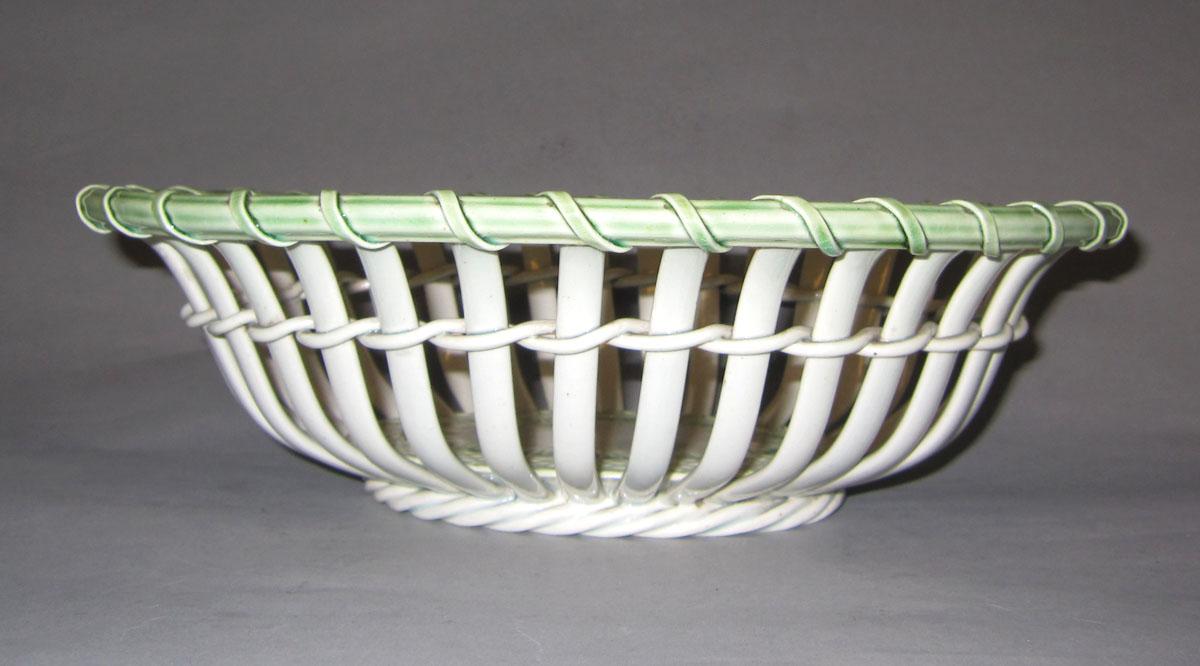 1969.0858.001 A Pearlware basket profile