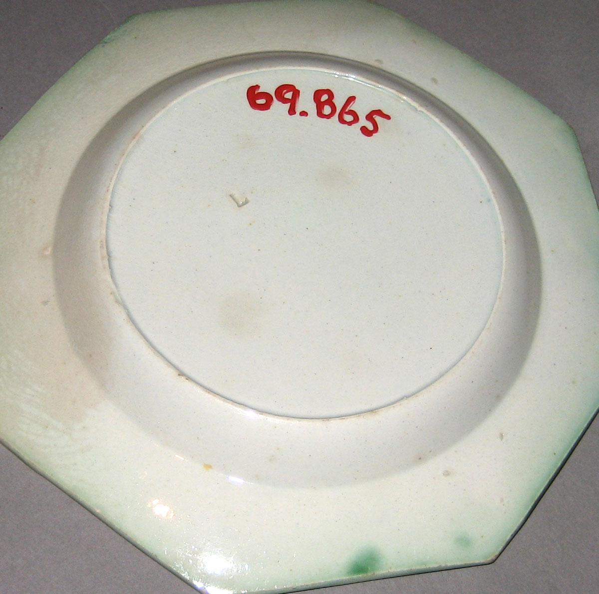 1969.0865 Plate (underside)