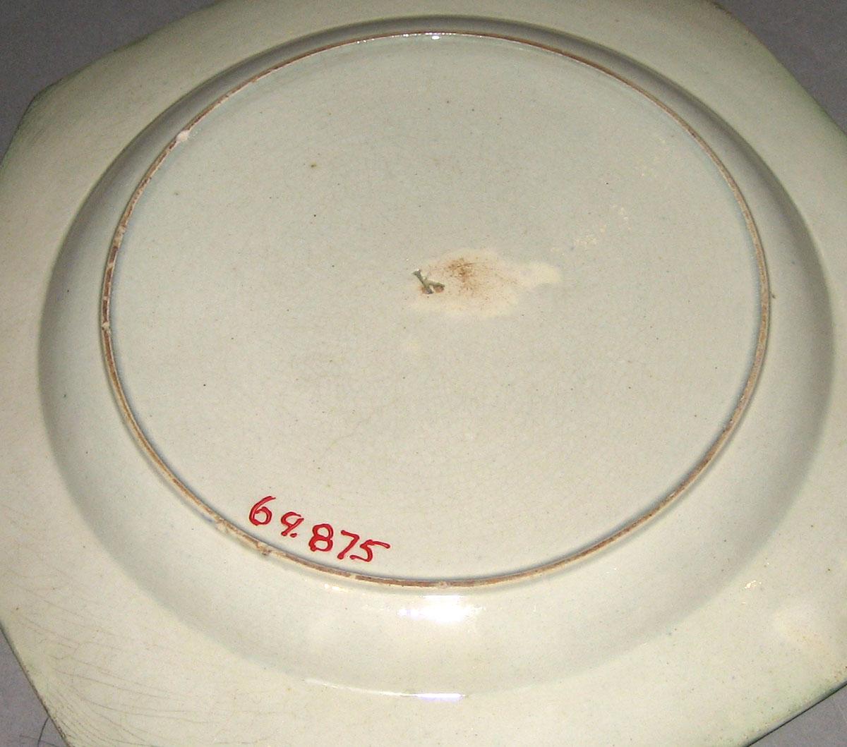 1969.0875 Plate (underside)
