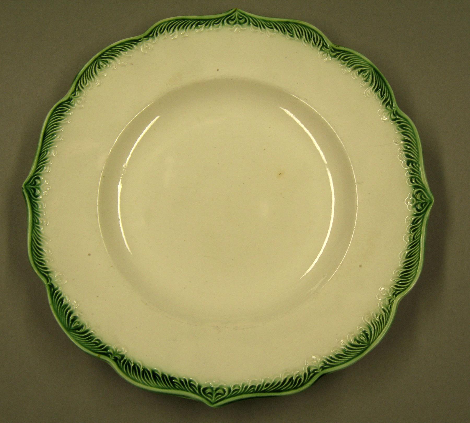 1969.0877 Dinner plate