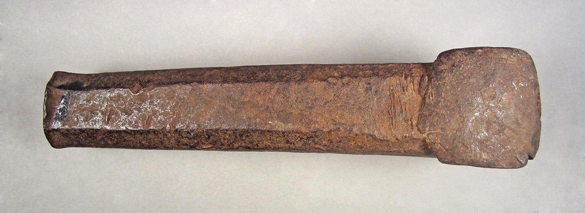 1957.0026.688, Shaping stake, side 1
