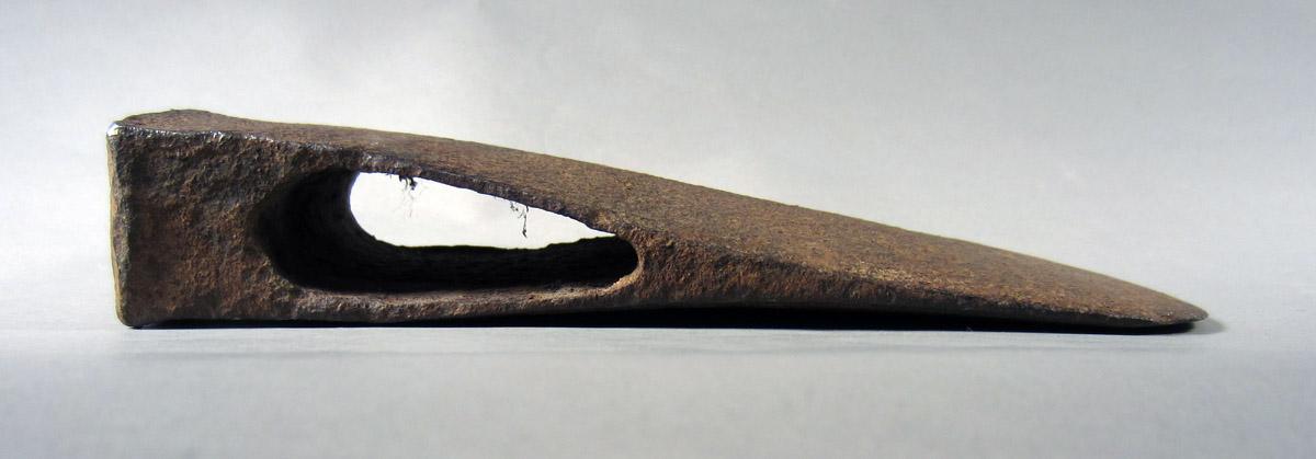 1957.0026.690 Broadaxe head, Underside