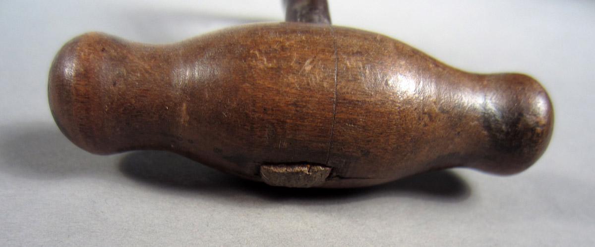 1957.0026.692 Hook, Handle