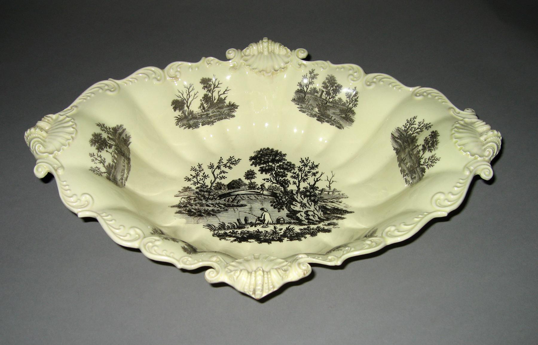 1969.0936.012 Dish