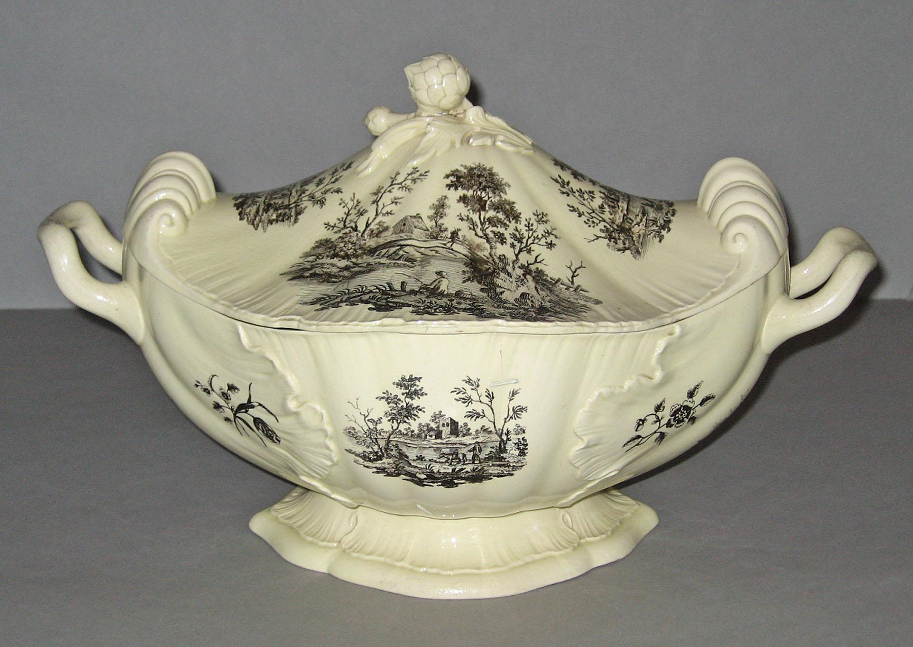 1969.0936.013 A, B Creamware tureen