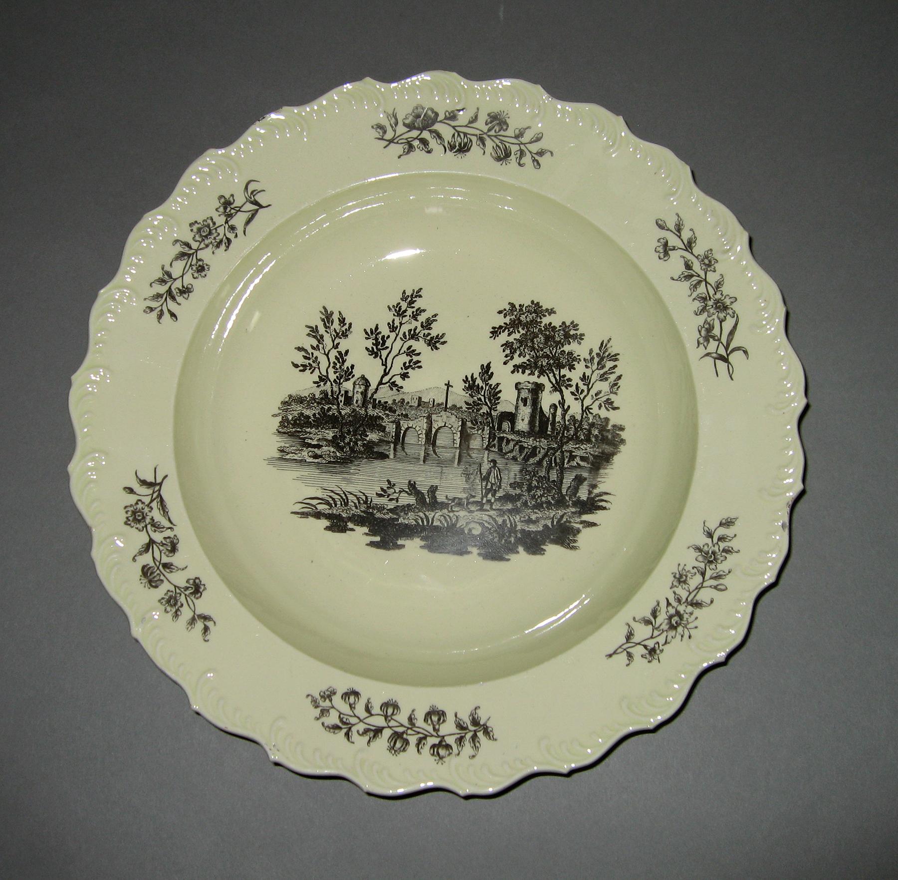 1969.0936.020 Soup plate