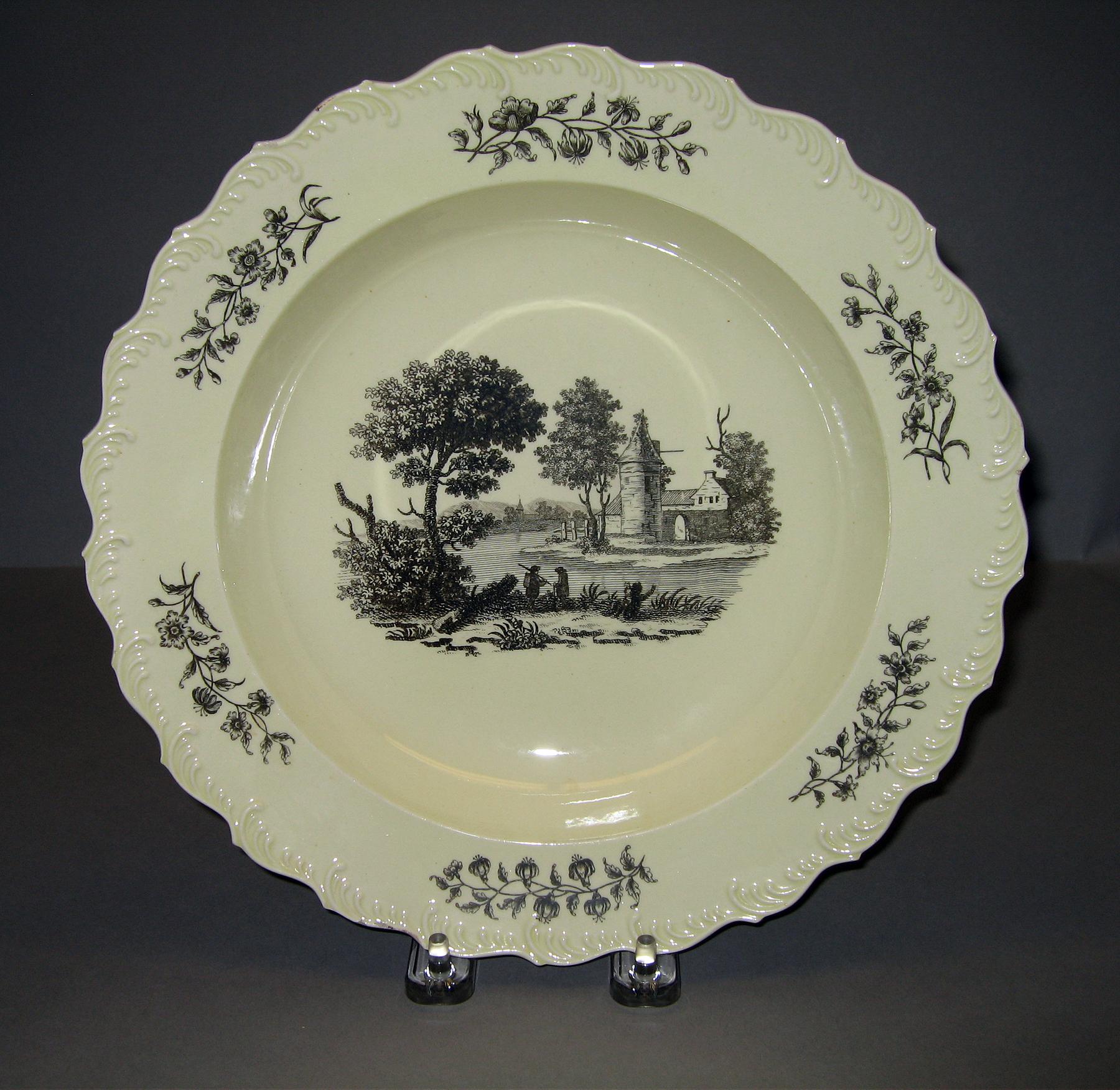 1969.0936.025 Soup plate