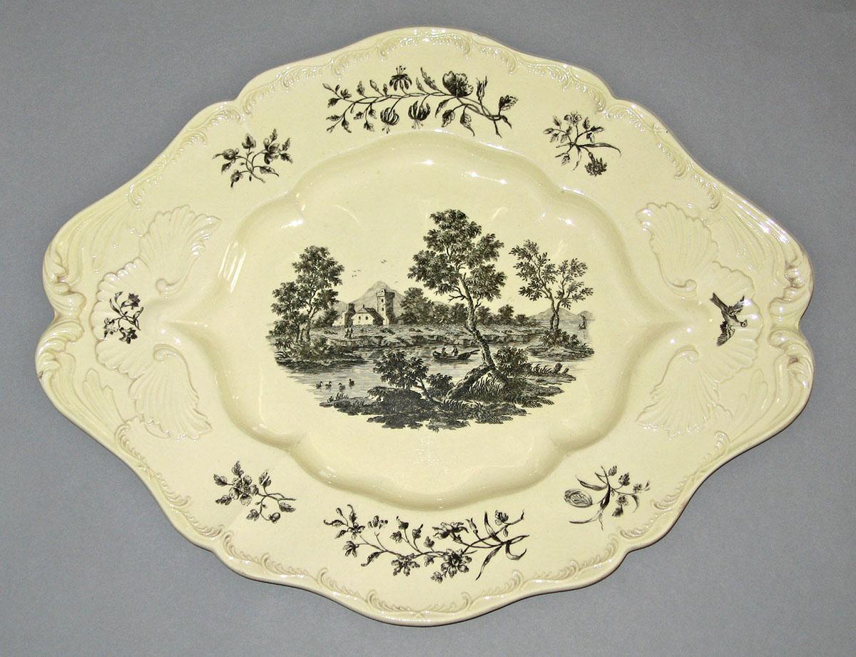 1969.0936.063 Creamware stand